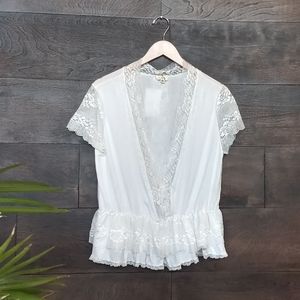 White Knit And Lace V-Neck Top